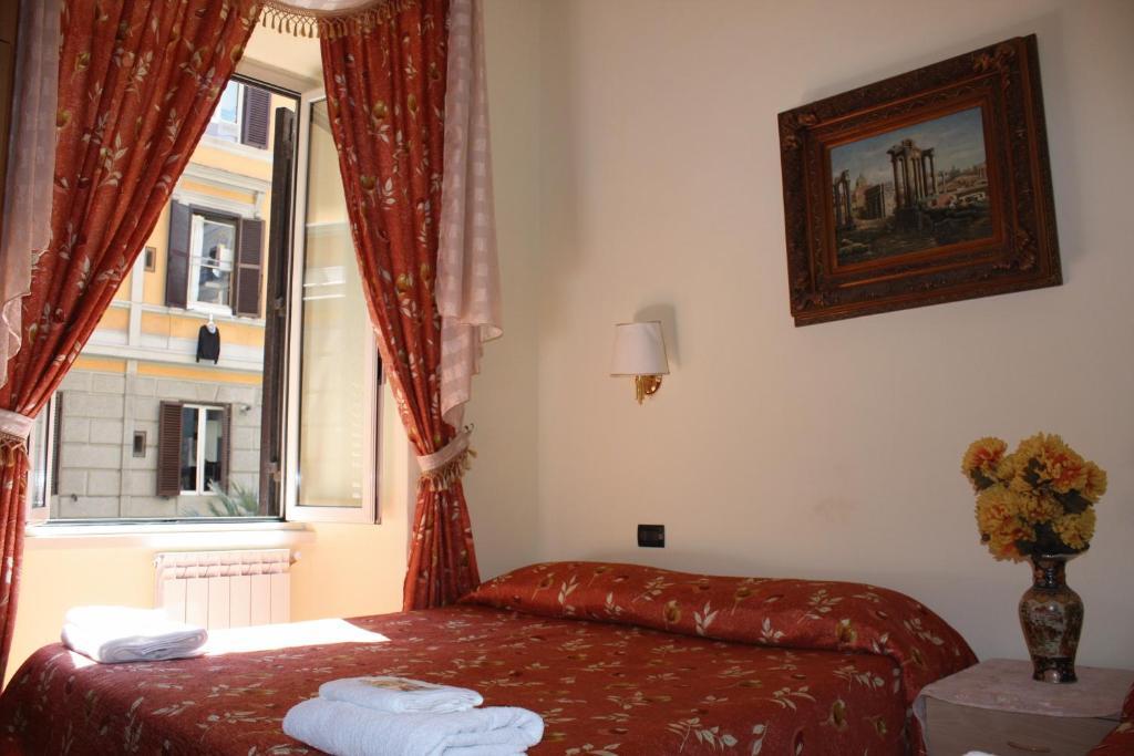 Sergio House Acomodação com café da manhã  Roma
